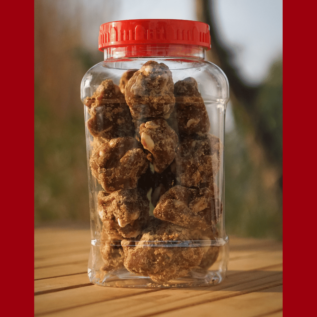 Pure Desi Gurr / Jaggery with Nuts (500g)