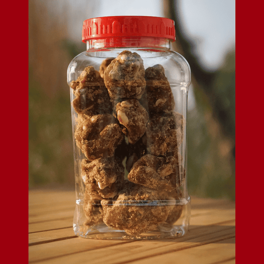 Pure Desi Gurr / Jaggery with Nuts (500g)
